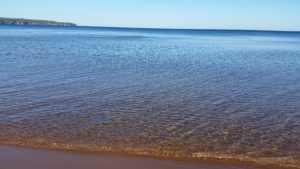 lake-superior-clear-beach